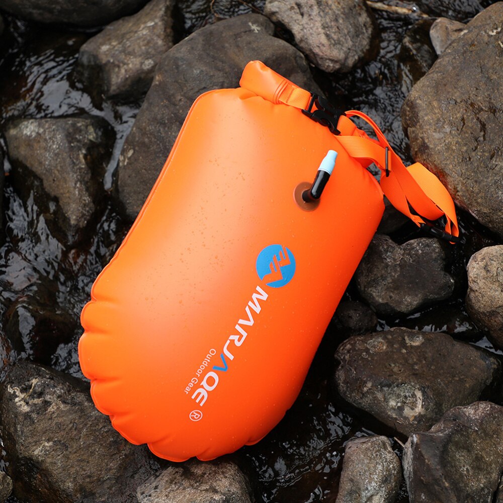 20l dicke, wasserdichte pvc-ausrüstungstaschen, aufblasbare schwimmhilfen für outdoor-sportarten wie bootfahren, kajakfahren, angeln, rafting, schwimmen und camping.