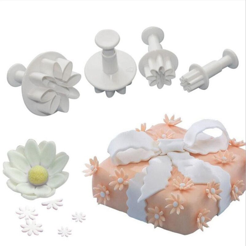 4Pcs/Set Plum Flower Plunger Fondant Mold Cutter Cake Tools Decorating Christmas Cake Decorating Tools