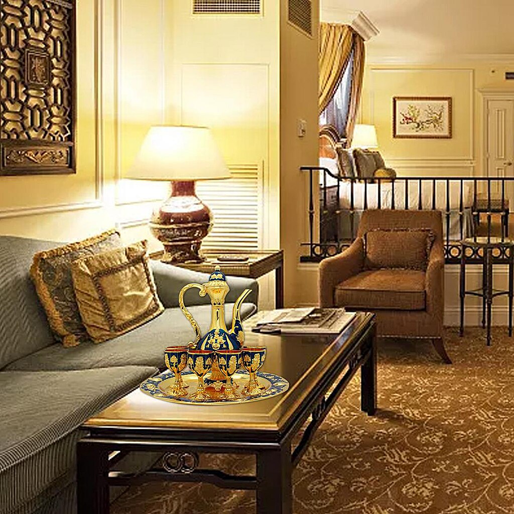 1 Set European Wine Set Home Wedding Drinkware Metal Hip Flask Set Ornaments Retro Palace Wine Cups Wine Pot Bottle Serving Tray