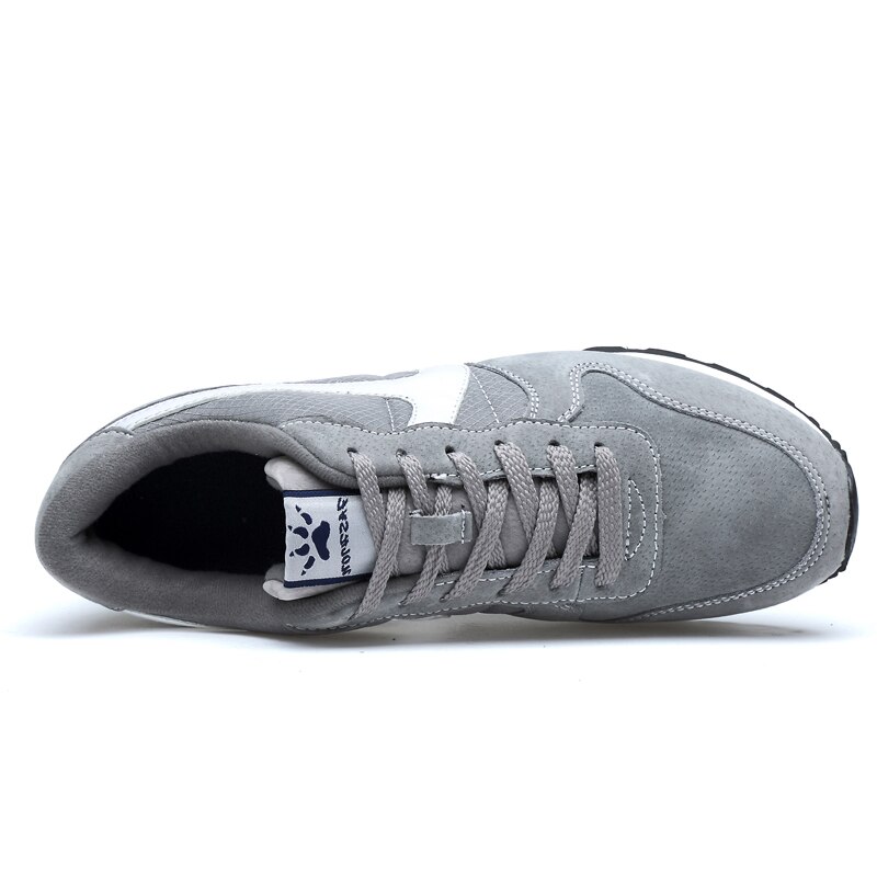 Soft Suede Leather Men Running Shoes Lifestyle Spring Men Sneakers Hard Sole Light Running Sports Shoes