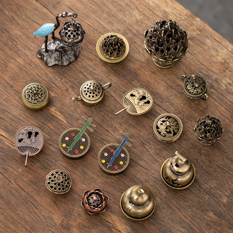 Antique Pocket Dragon Phoenix Incense Burner Hollow Incense Mini Ornaments Chinese Ancient Tea Desk Decor Office Decoration