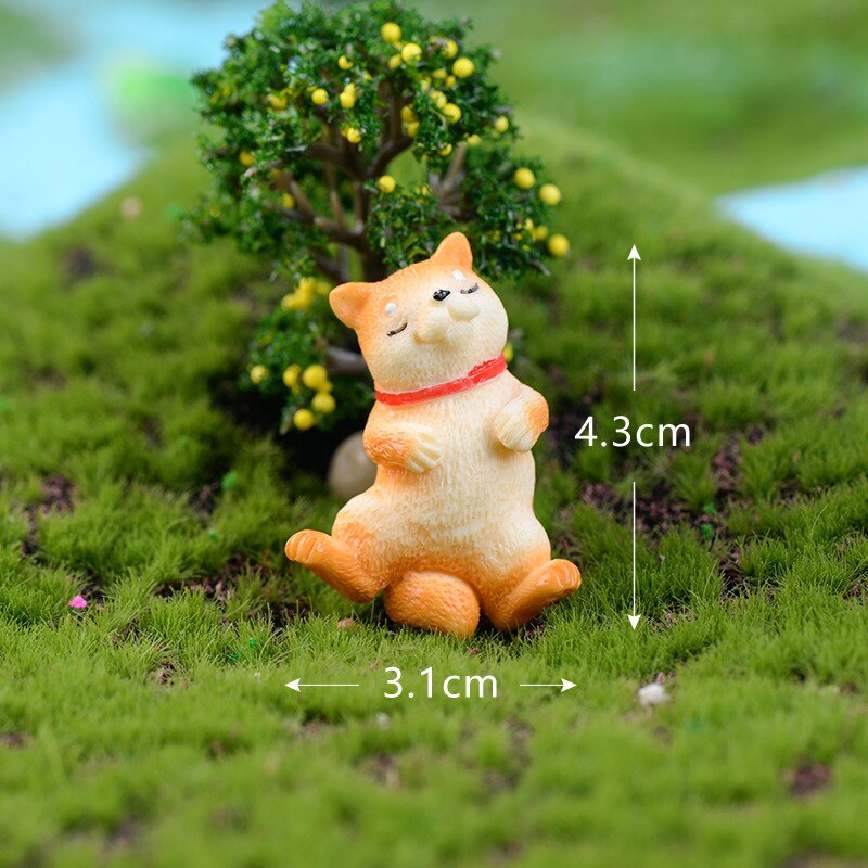 miniature Akita dog resin animal figurines fairy garden modern miniatures home desk decoration living room accessories decor: Dark Khaki