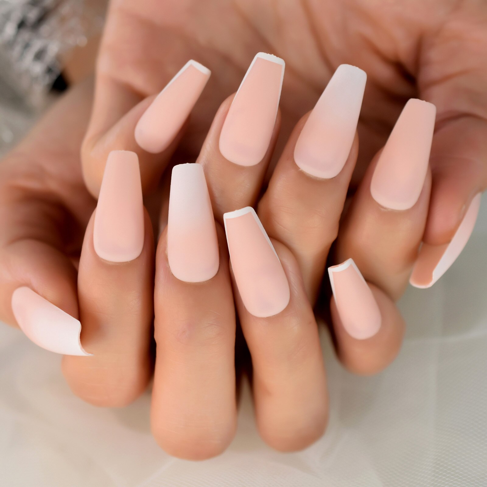 Faux-ongles en forme de cercueil de taille moyenne, couleur lait, jolis ongles, presse sur faux ongles, fournitures pour professionnels, 24 pièces/ensemble