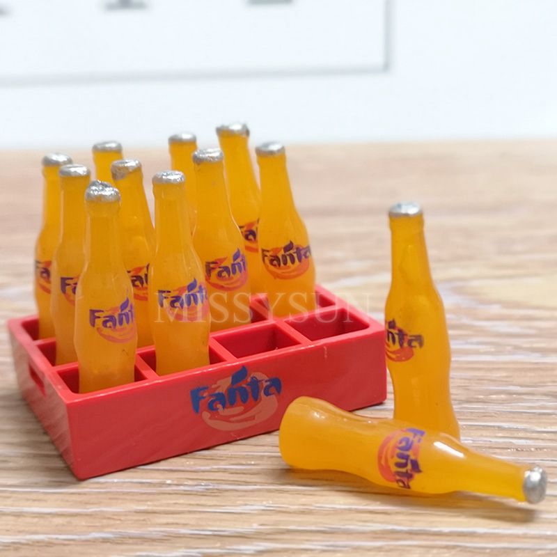 12 pcs/dozijn Mini Soda Model Poppenhuis Miniatuur Drinken Play food Poppenhuis Keuken voor blyth, Barbies, BJD, 1/6 Pop Speelgoed: Fanta drink