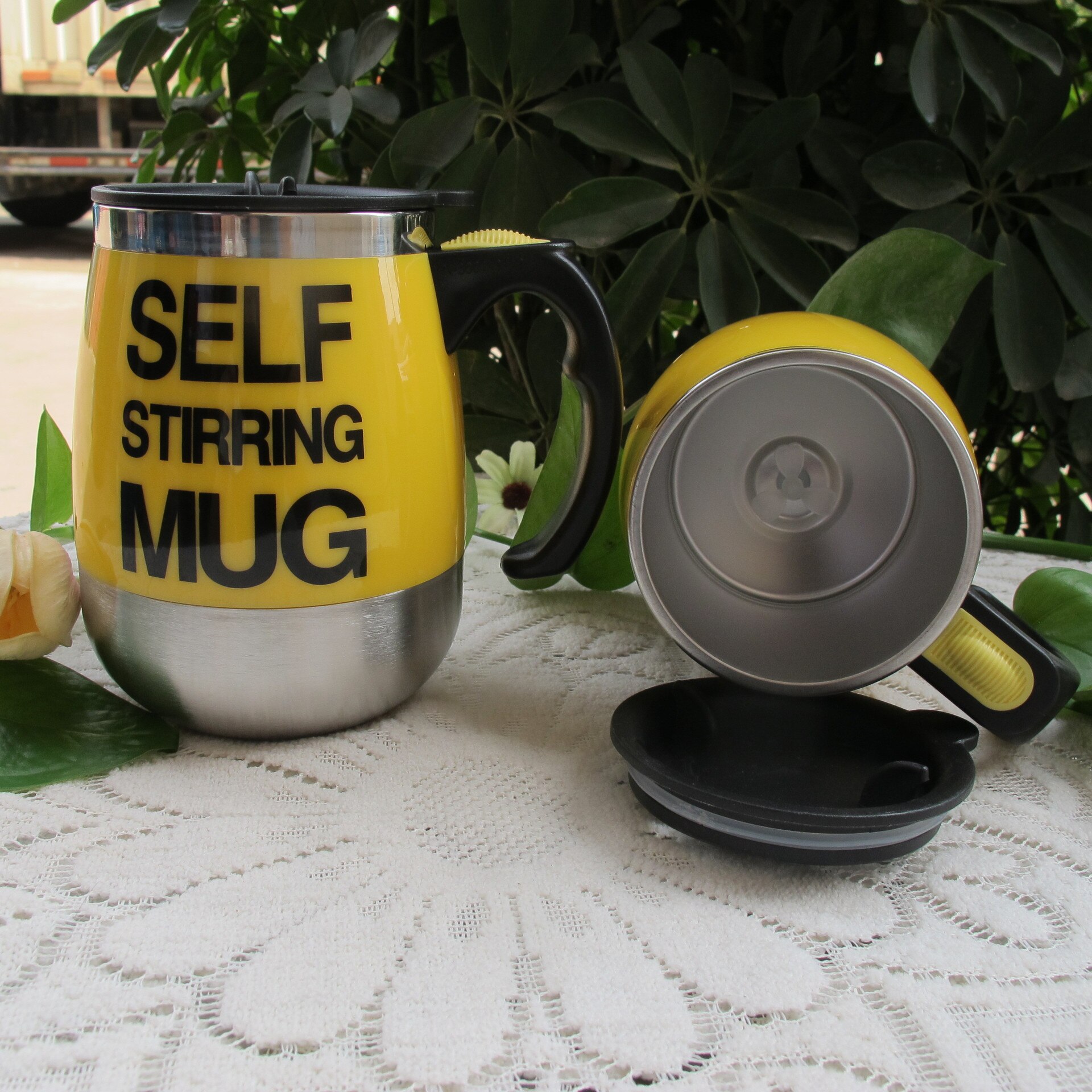 450ml selvomrørende krus magnetisk blender automatisk omrører krus til kaffe mælk rustfrit stål termokop dobbelt isoleret kop: Gul kløver