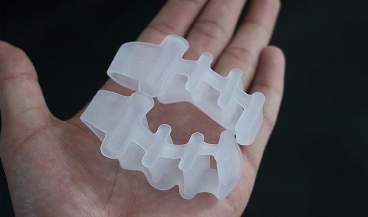 1 Pair Silicone Toe Separator Toes Overlapping Separator Toes Orthotics Hallux Valgus Care Foot Toes Rehabilitation Gel Insoles