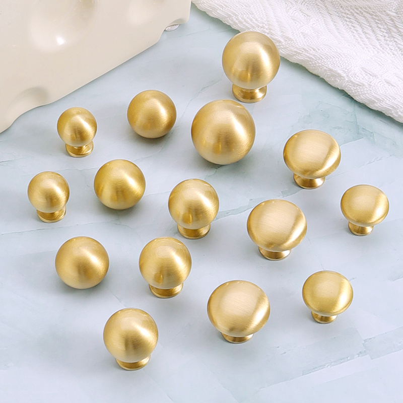 Brass Round Ball Furniture Handles Drawer Knobs Cabinet Gloden Wardrobe Door Pulls Modern Minimalist Bathroom cabinet