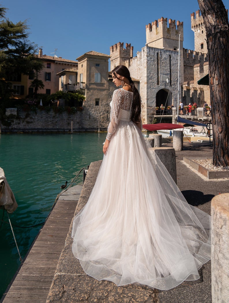 White Detachable Organza Overskirt Elastic Waistband Floor Length Long Tailing Appliqued Detachable Maxi Skirt Wedding Skirt