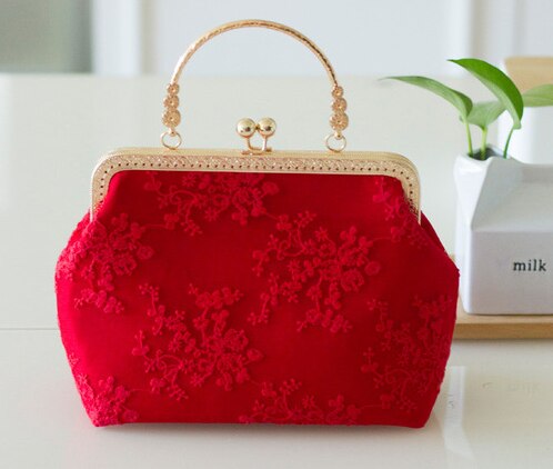 wedding bag bride wedding bag female atmospheric red handbag mouth gold bag finished product: Bead buckle