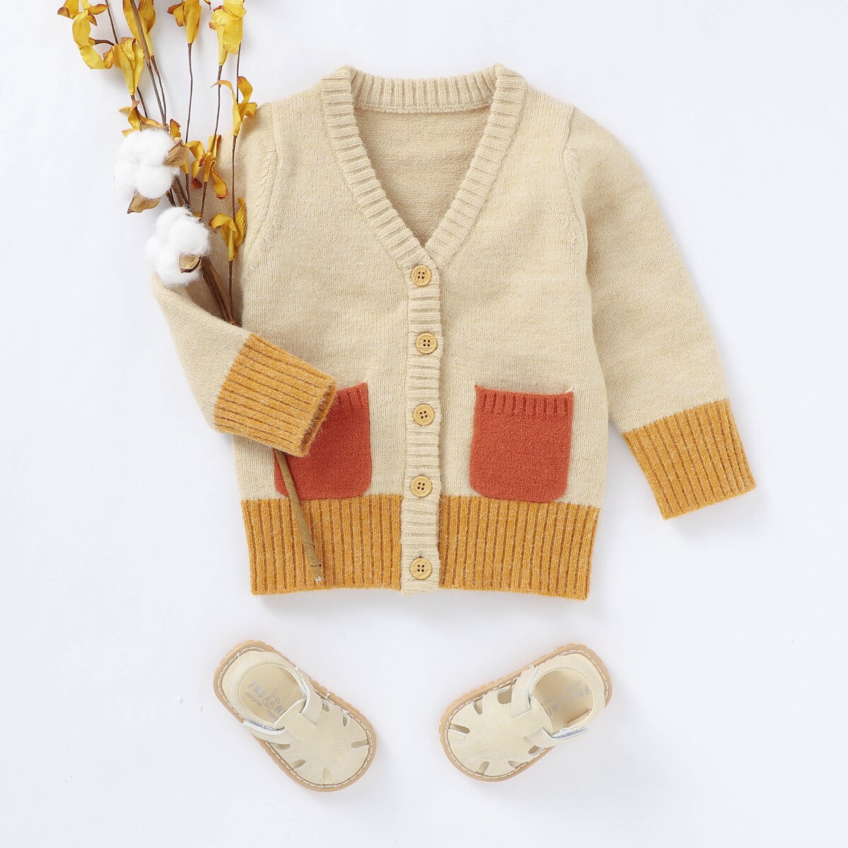 Baby Girl Kitted Long-sleeved Cardigan Fresh Color Contrast V-neck Single-breasted Knitted Soft Jacket Autumn: 12M