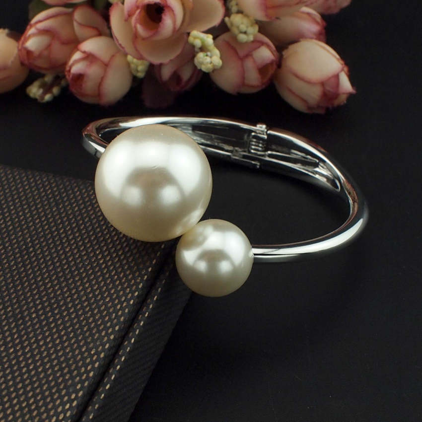 Bracciali Charm MANILAI Donna - Jonc Manicotto Imitazione Perla - Gioielli Statement Trendy