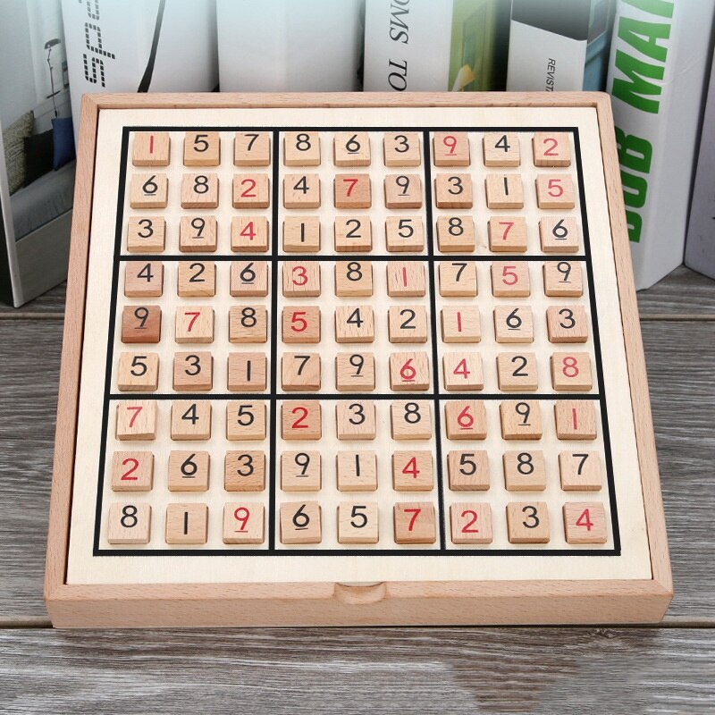Les jeux de chiffres d'échecs Sudoku 1 à 9 ne peuvent mettre qu'une fois dans n'importe quelle ligne de ligne et vérifier les jouets en bois de fantaisie intelligents