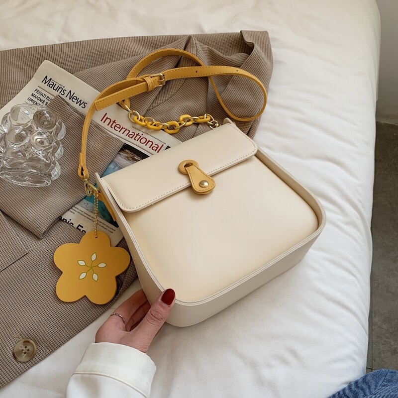 Contrast color Leather Crossbody Flowers For Women Travel Handbag Simple Shoulder Messenger Ladies Cross Body Bag: Rice white