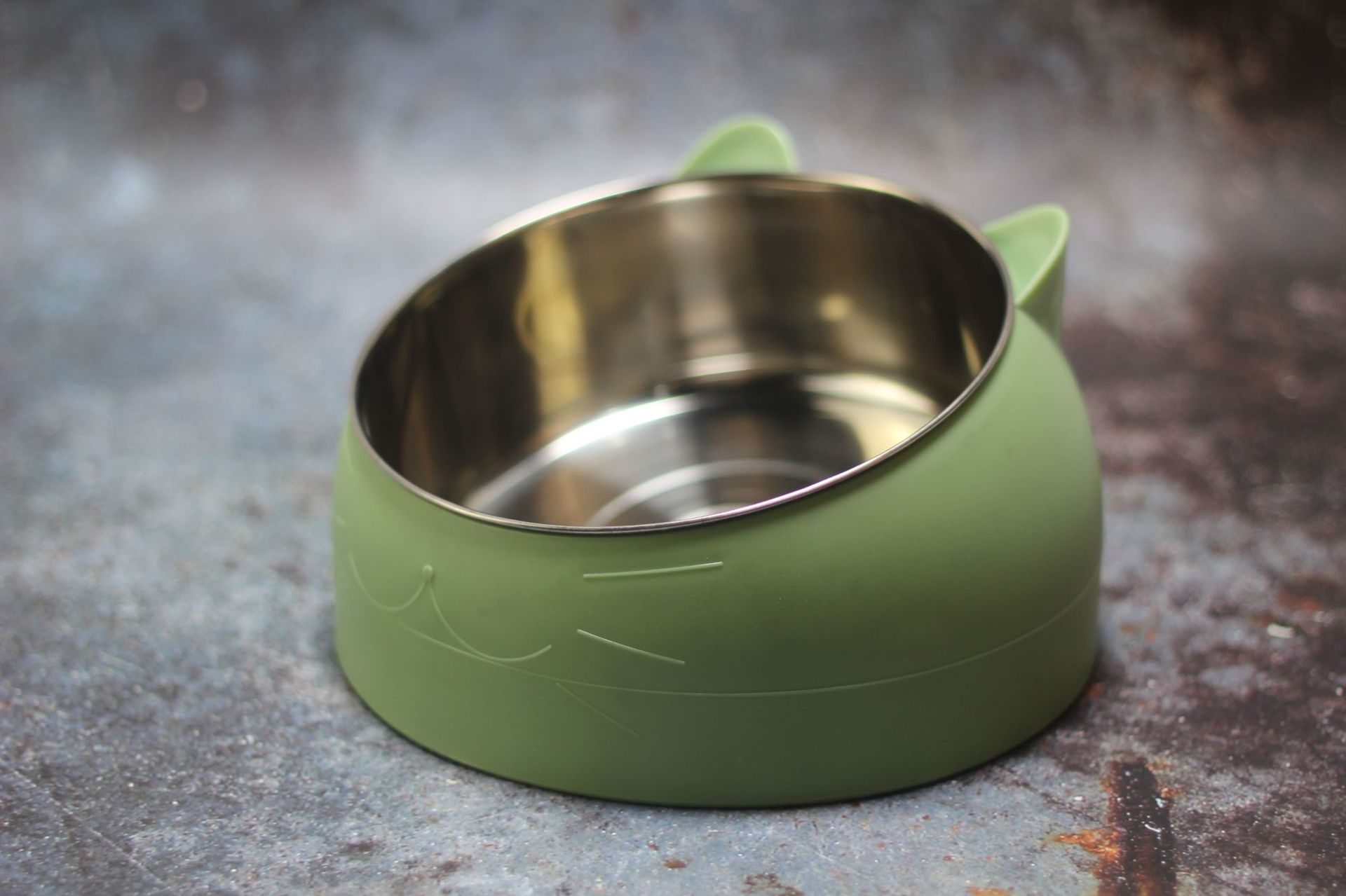 200ml Cat Bowls 15 Degrees Tilted Stainless Steel Dod Bowl Non-slip Base Puppy Pet Food Drink Feeder Neck Protection Dish Bowl: Green