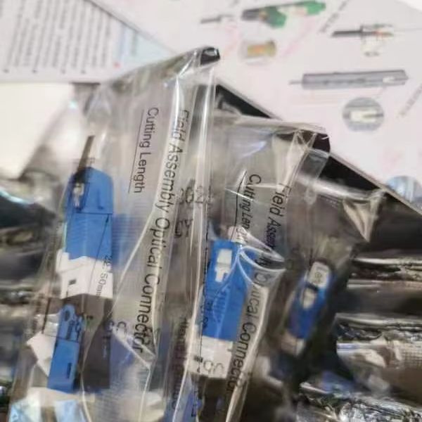 ESC250D Fast Connector SC UPC APC Fiber Optic Quick Connector FTTH Tool Kit For Fiber Optic Monomodo Network Installation