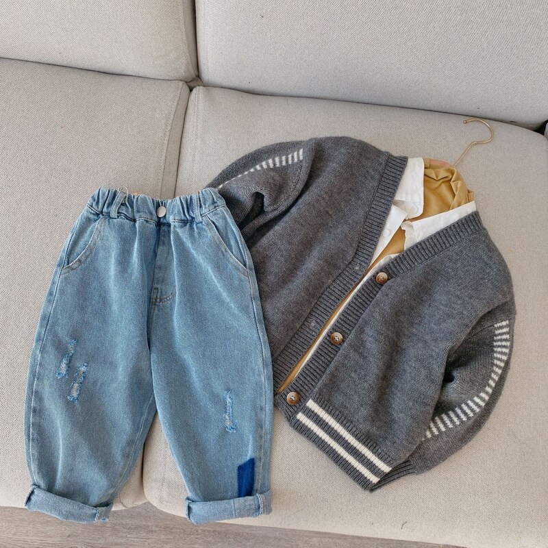 2021 vendita calda autunno ragazzi ragazze maglione cappotto grigio nero Patchwork maniche lunghe Cardigan giacche bambini maglieria Casual E7333