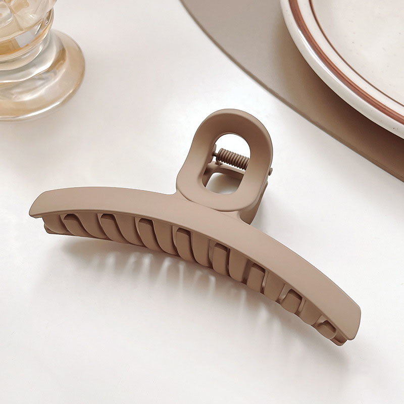 Pinza para el pelo geométrica con flor marrón y Beige para mujer, pinza para el pelo sólida con temperamento, horquilla dentada, accesorios para el cabello a la: Plata