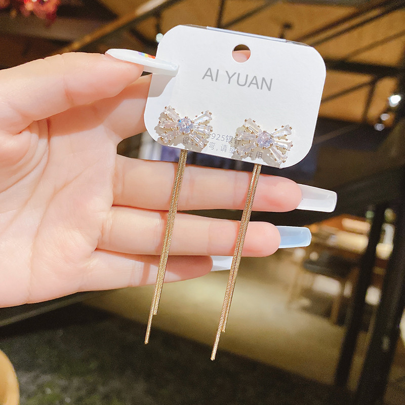 Korean Acrylic Flower Earrings For Women Long Tassel Transparent Crystal Earring Jewelry Wedding: Hot Stamping