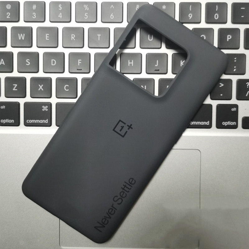 Original para OnePlus 10 Pro Ultra delgado suave funda trasera a prueba de golpes Protector de cubierta de piel de goma mate: Negro