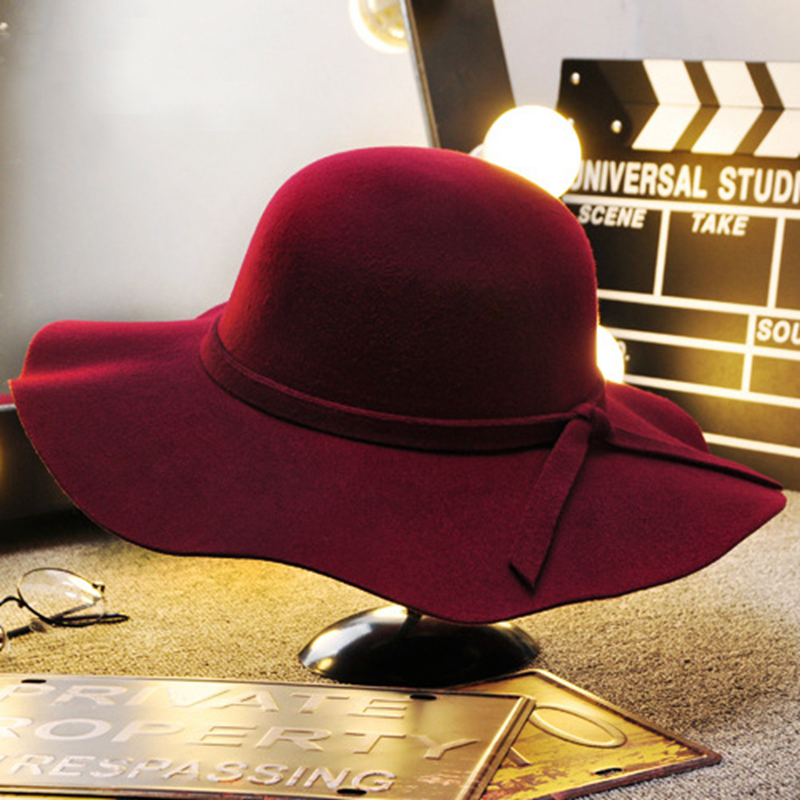 Britisk stil med filthatte til kvinder, stor skyggehat, flad skygge, hvid kasket til damer, efterår og vinter: L / Burgunder