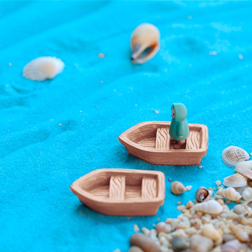 DIY Ornaments Accessories Resin Craft Retro Wood Boat Model Figure Toys Micro Garden Decoration