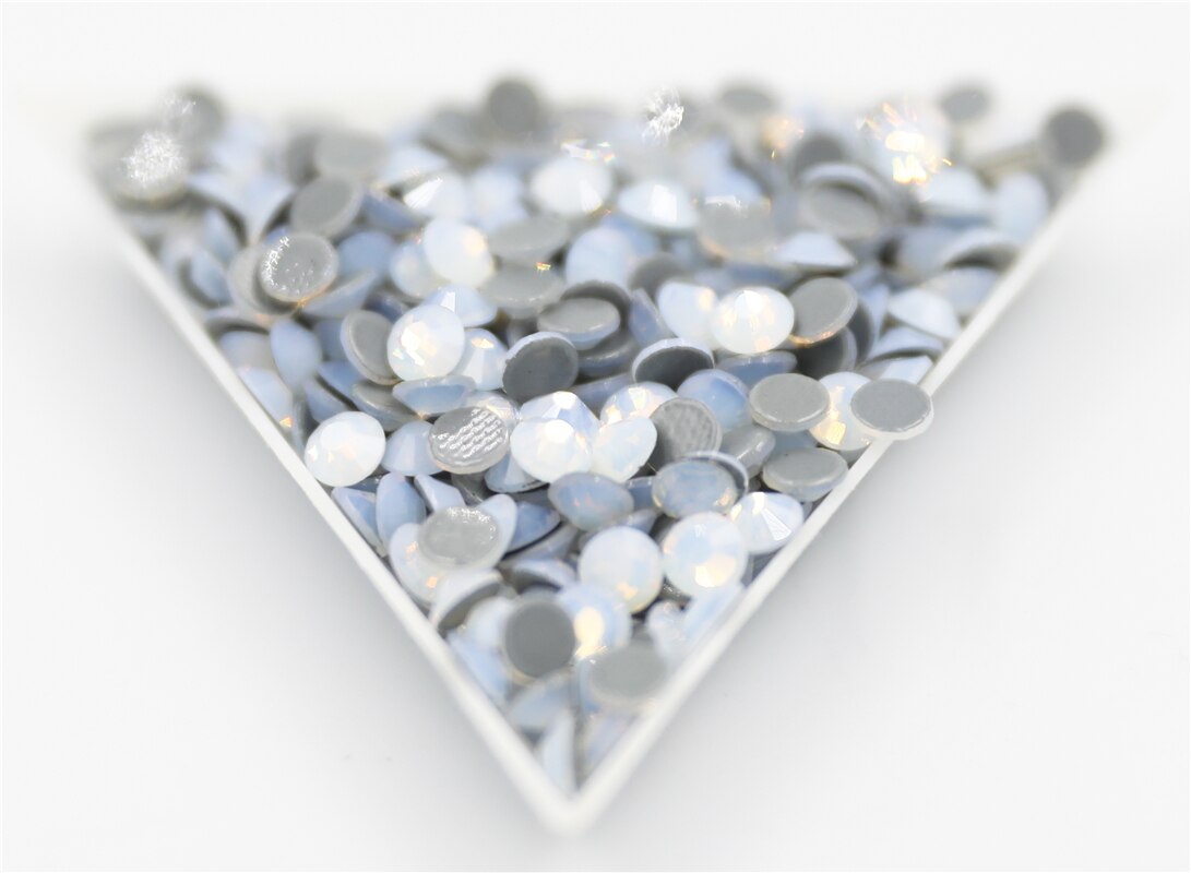 Ss3-ss30 witte opaal kristallen nagelversieringen met hotfix strass steentjes , 3d platte glazen hotfix strass steentjes voor kleding