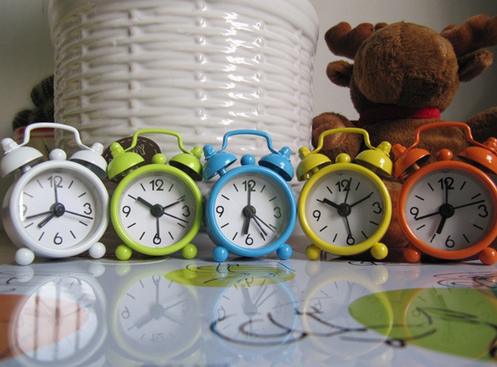 Mini Table Clock Cute Mini Metal Small Alarm Clock Electronic Small Round Alarm Clock Loud Alarm Clock Z3