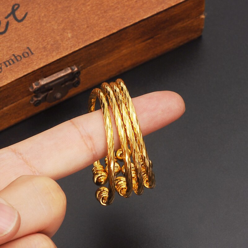 Dubai Gold Small Gold Color Bracelet&Bangles for Baby/Girls/Boy Charm Beads Bracelet Small Bell/Heart Jewelry Child Party
