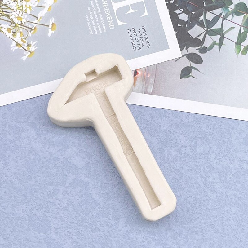 Wire Cutter Hammer Wrench Silicone Sugarcraft Mold Resin Tools Cupcake Baking Mould Fondant Cake Decorating Tools: Dark Khaki