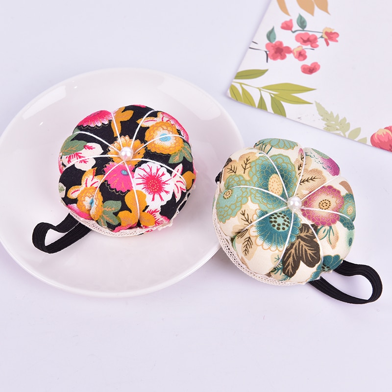 adjustable Pumpkin flower Needle Pin Wrist Cross Stitch Needle Sewing PinWrist sewing Pincushion Sewing Kit access