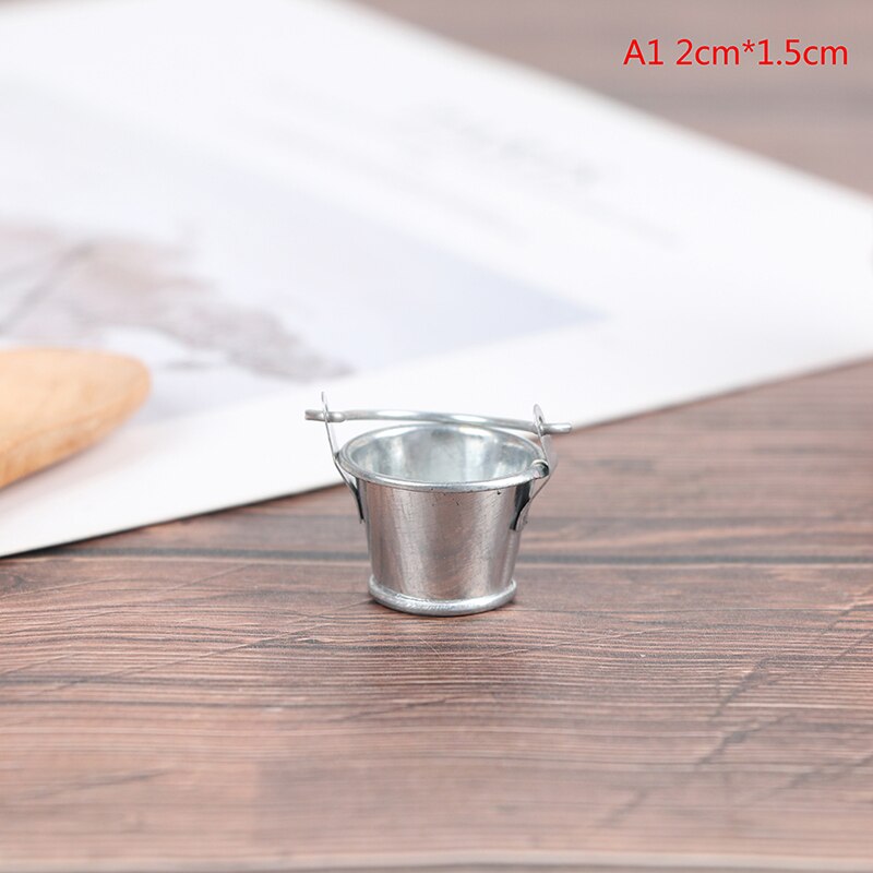 3 Size Simulation Cute Metal Water Bucket 1/12 1/6 Fairy Home Kitchen Pretend Play Game Doll house Miniature: 1