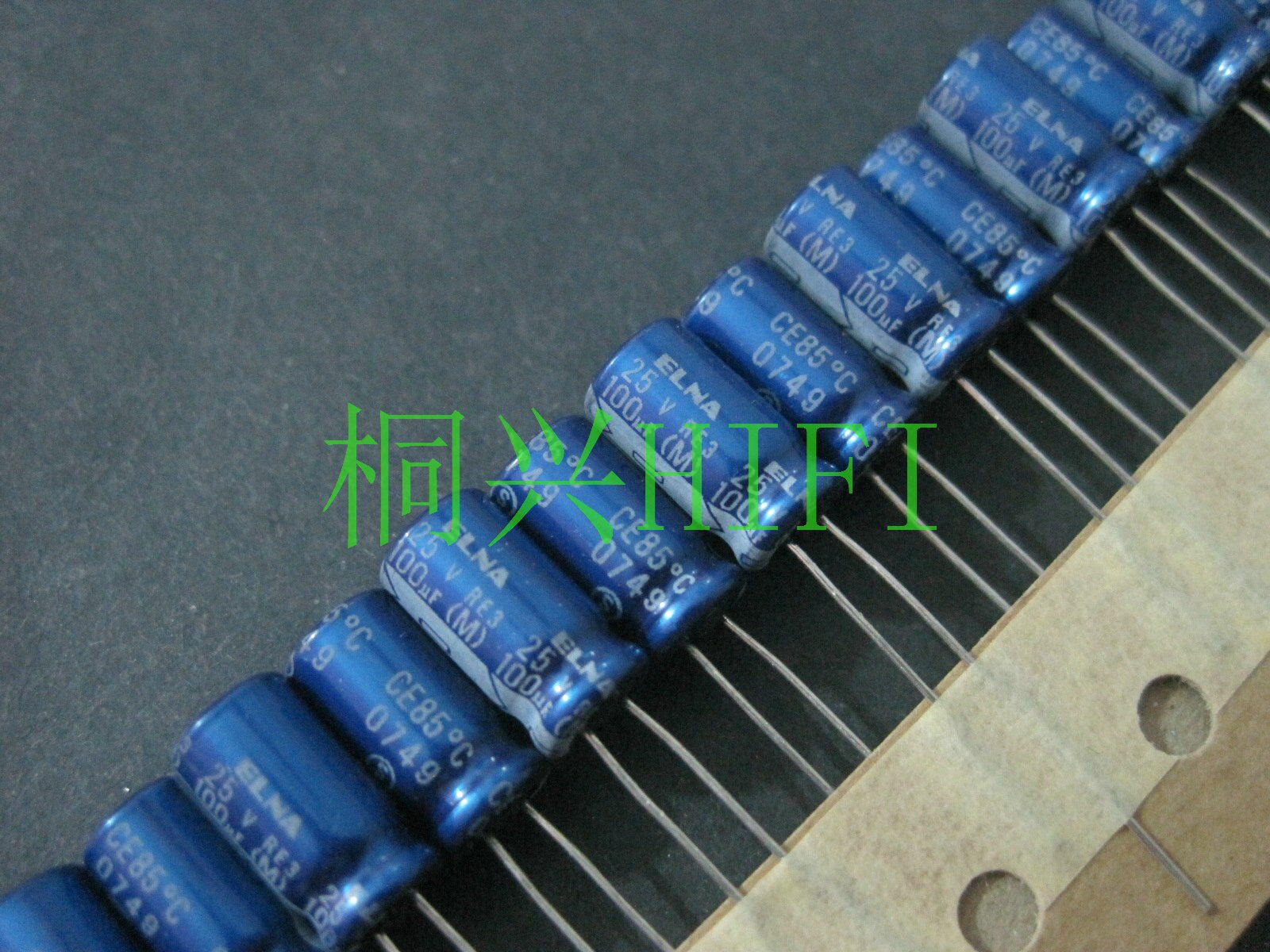 50x Electrolytic Capacitor - 100uF 25V - 6.3x11mm - Audio Grade - Blue Robe