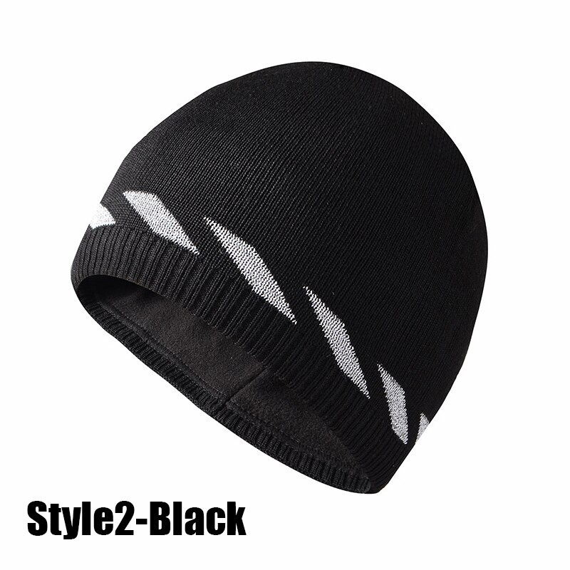 2 stil unisex reflekterande stickad mössa hatt vinter varm nattlöpning cykling promenader säkerhet mössor för män och kvinnor: Stil 2- svart