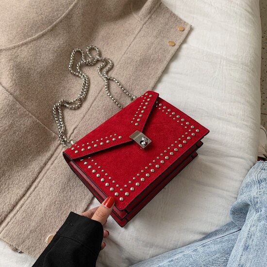 Kleine leren schoudertassen voor dames met ketting en klinknagelsluiting, crossbodytas voor dames, mini-reistassen: Rood