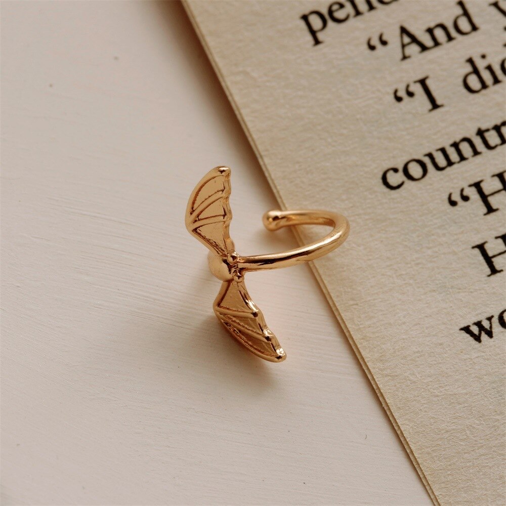 Trend Oorbellen Voor Vrouwen Black Bat Geen Doorstoken Eenvoudige Oor Clip Hip Hop Gothic Mannen Ear Bone Clip mode Halloween Oorbel
