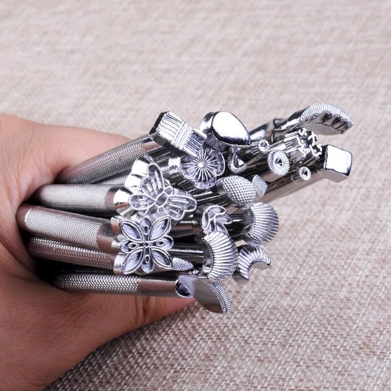 20pcs/Suit Leather Carving Hand Working Saddle Making Tools Engraving Craft Set for Bag Leather Printing Leathercraft Tools