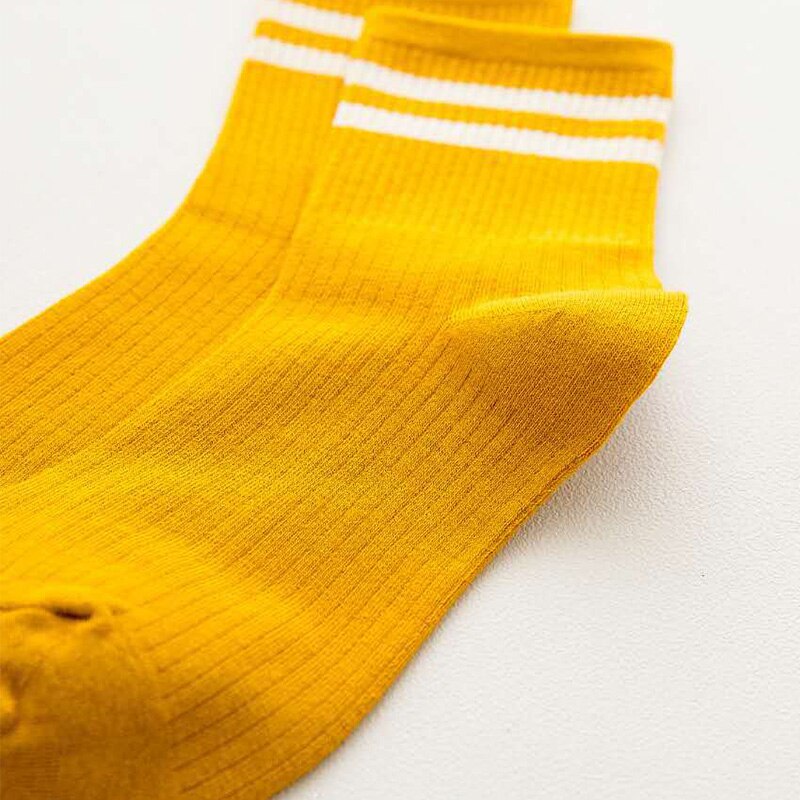 Vrouwen Meisjes Casual Gestreepte Snoep Kleuren Katoen Comfortabele Harajuku Korte Sokken Mode Grappige Sokken 1 Paar