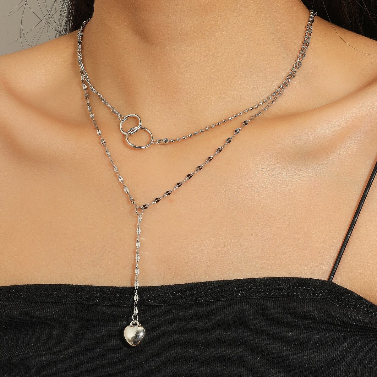 Trendy butterfly tassel necklace hollow collarbone chain simple women's temperament jewelry collares para mujer collares: Style 7