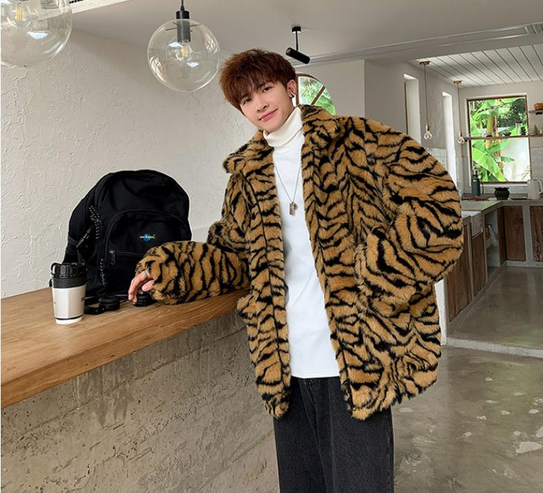 Abrigo con patrón de tigre de imitación para hombre, ropa de calle gruesa de manga larga, chaqueta con estampado de leopardo, talla grande, J327
