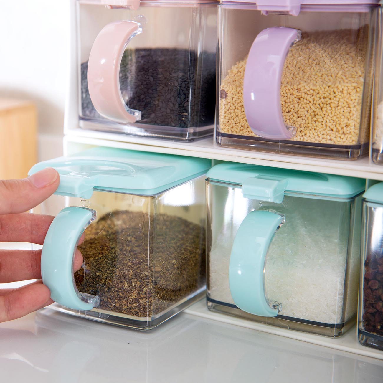 OTHERHOUSE 4Pcs Seasoning Box Jar Spice Rack Salt and Pepper Container Kitchen Spice Jars Boxes Cruet Seasoning Bottles Pot BBQ