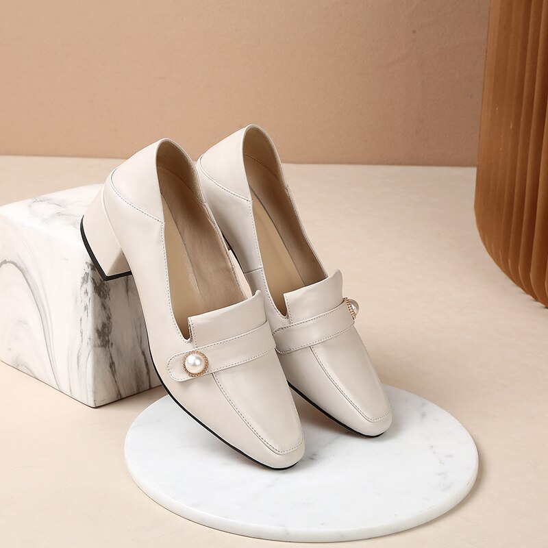 Ins dames pumps natuurlijk leer plus size 22-26.5cm damesschoenen internet beroemdheid single schoenen modieuze wilde pumps: Wit / 34