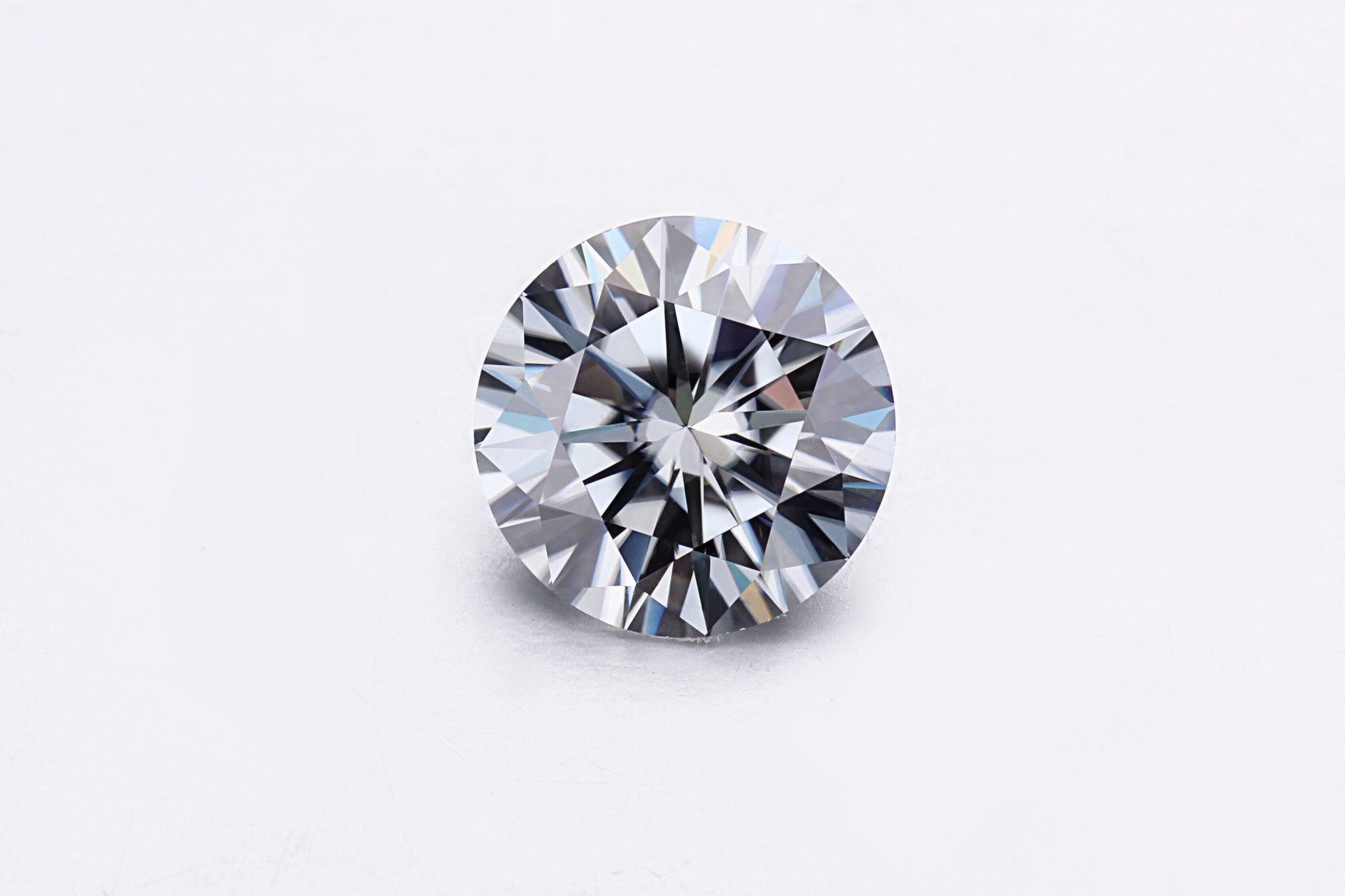 Starsgem 7.5 Mm 1.5ct Gh Grijze Kleur Ronde Briljant Losse Stenen Vvs Test Geslaagd Possitive Moissanite Voor Pretty Sieraden Maken