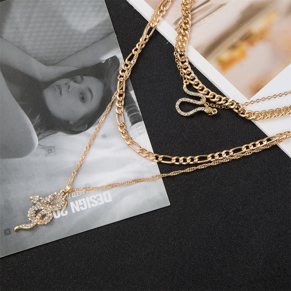 Bohemian Multilayer Chain Crystal Snake Pendant Necklace for Women Vintage Geometric Thick Chain Collar Necklace Punk Jewelry