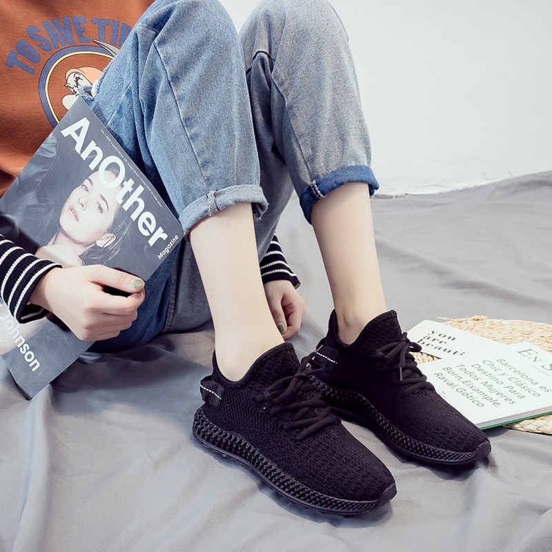 Lente Zwarte Sneakers Vrouwen Ademende Platte Schoenen Mode Koreaanse Lace Up Casual Schoenen Vrouw Roze Trainers Tenis Feminino