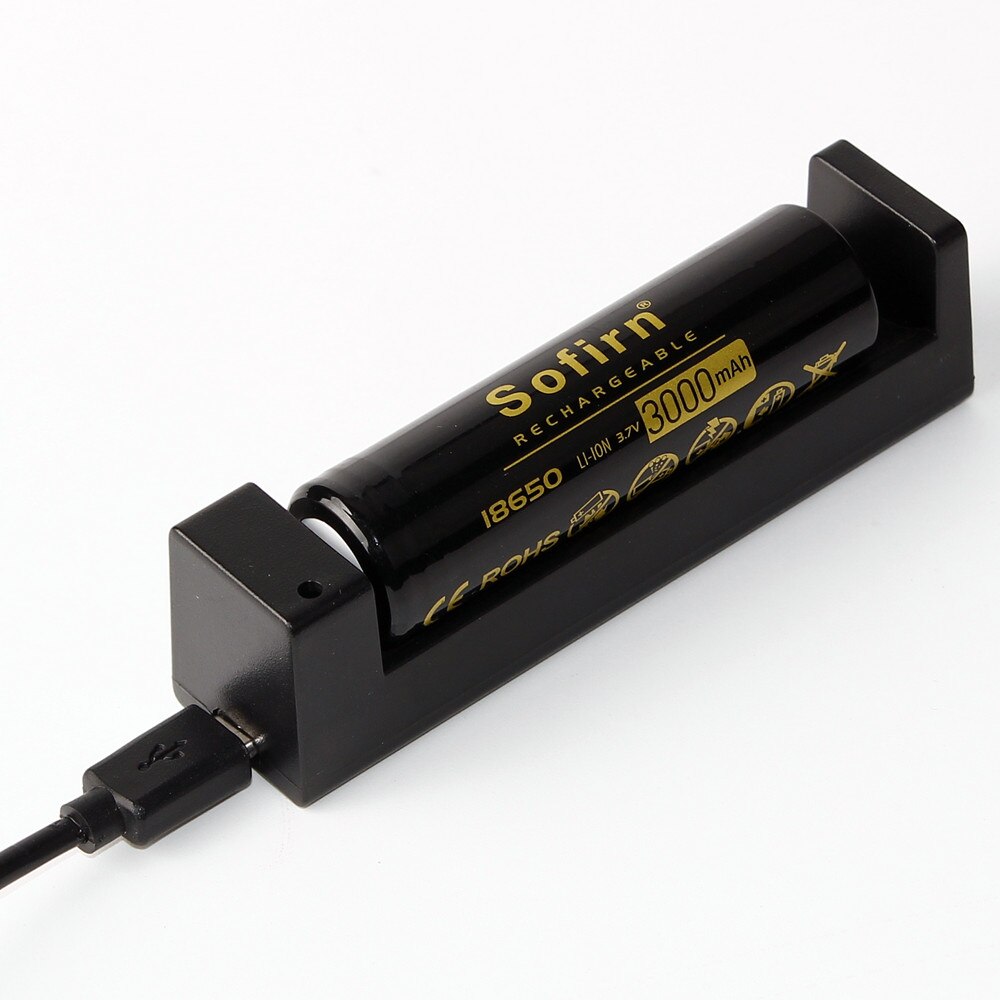 3000 mAh 18650 battery with USB charger for flashlight unprotected 18650 battery