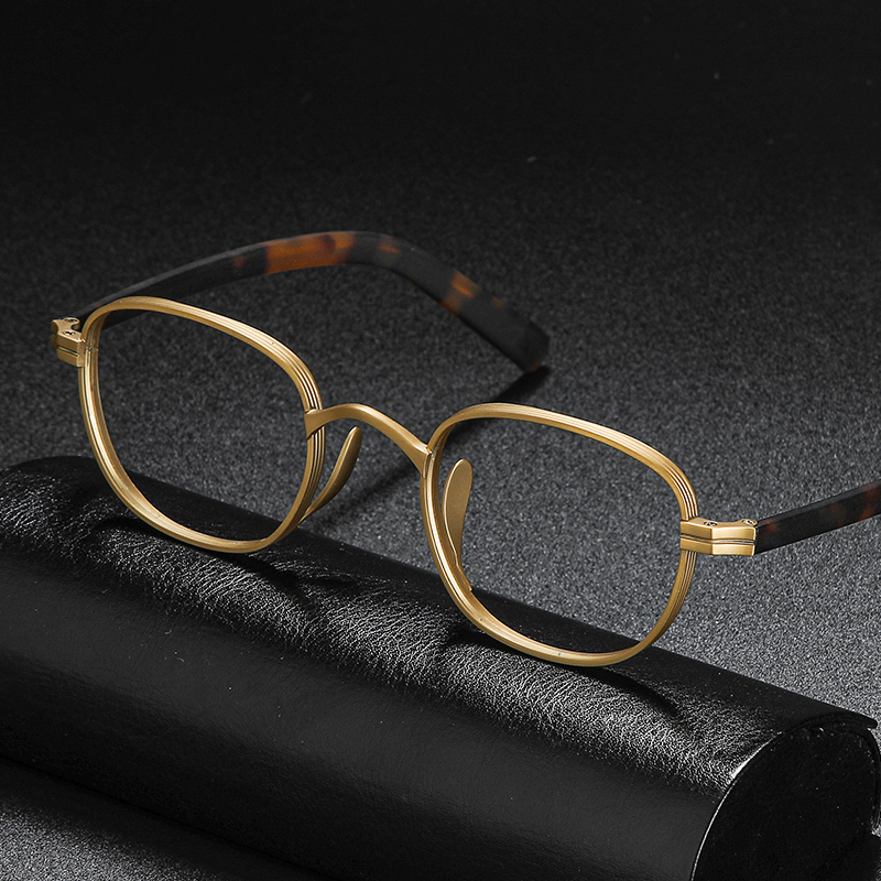 Jahrgang Titan Brillen Rahmen Männer Luxus Acetat retro Platz Rezept Optische Gläser Rahmen Frauen Myopie Brillen: matt Gold