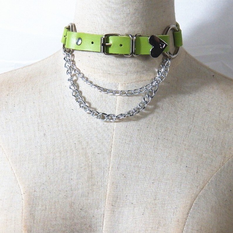 WKOUD EAM Neue Punk Halsband Für Frauen Metall Kette PU Leder Halskette Unregelmäßigen Persönlichkeit Schlüsselbein Kette Dame Flut PF323: Grün