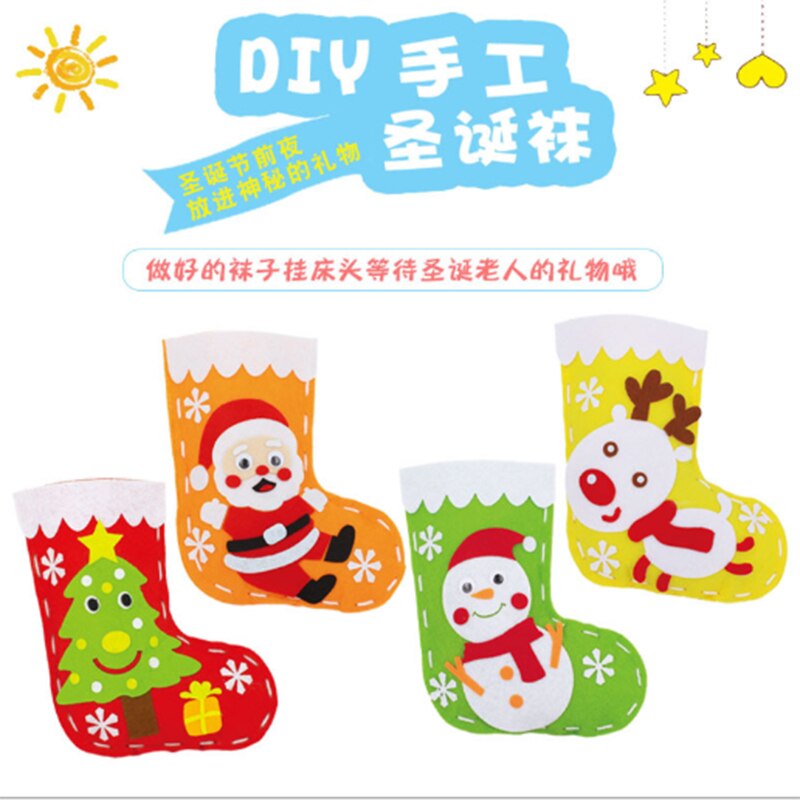 Kinderen Maken Hun Eigen Kerst Kousen, In Een Verscheidenheid Van Kleuren, En Vertel Ons Welke Kleur Je Wilt