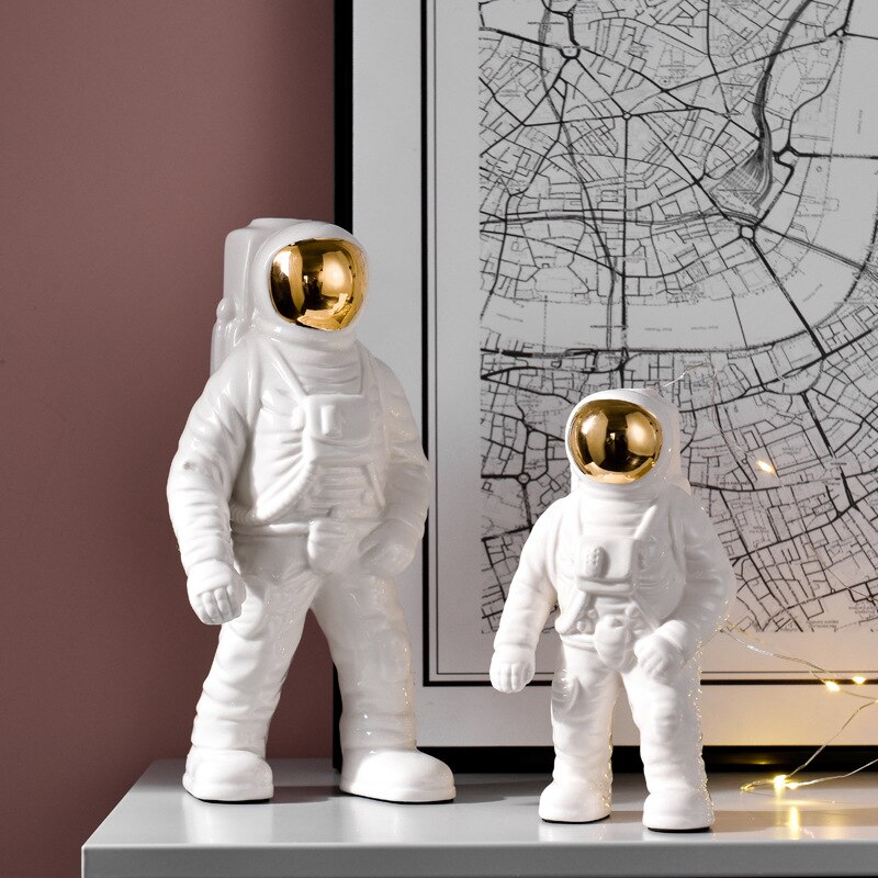 Nordic Style Astronaut Vase White Ceramic Flower Vase Home Decoration Flower Pot Art Vases Office Living Room Decor Crafts
