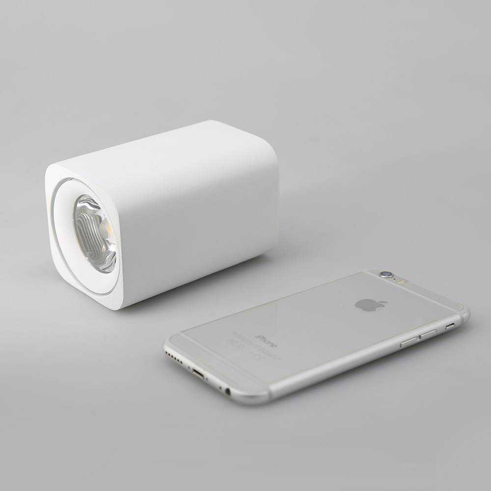 Aisilan Square LED Surface Mounted Cube Ceiling Downlight for Room/Corridor/Hallway AC85-260V COB Spot light